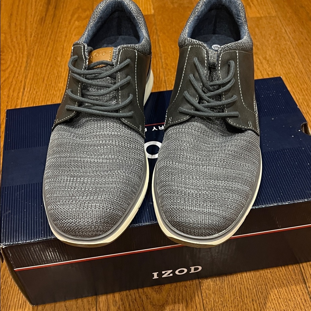 IZOD Charcoal and White Men's Sneakers
